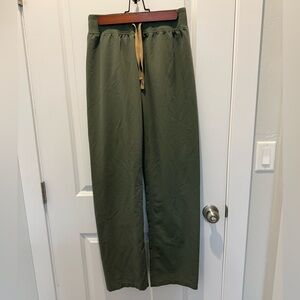 Figs Women’s High Waisted Basic  Livingston Scrub Pants Size M Tall